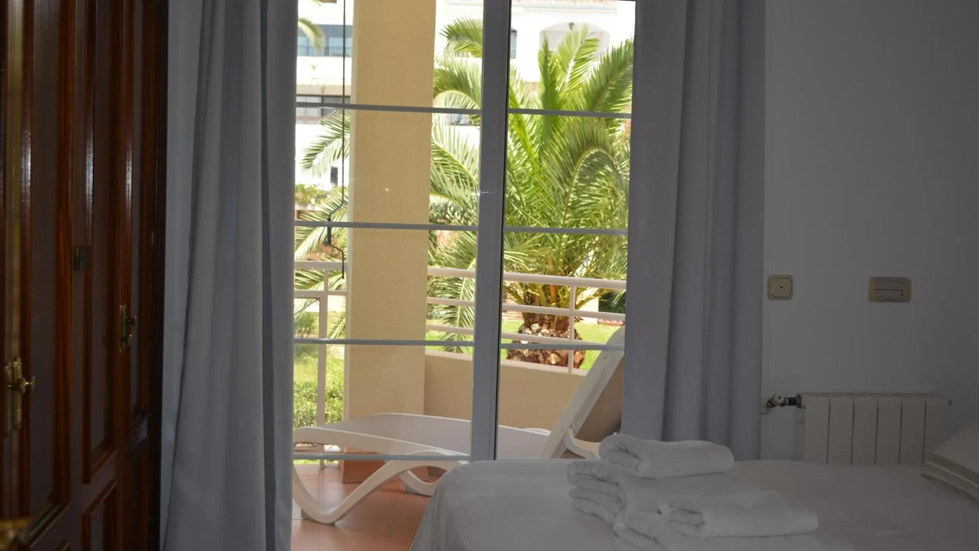 Los Jarales, Nerja Apartment